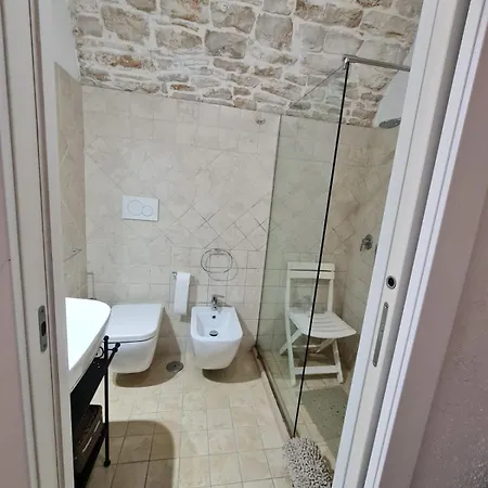 Perfetta Letizia 아파트 *